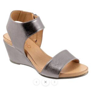 Bueno Leather Wedge Ida Sandal - Size 39 US (8.5)